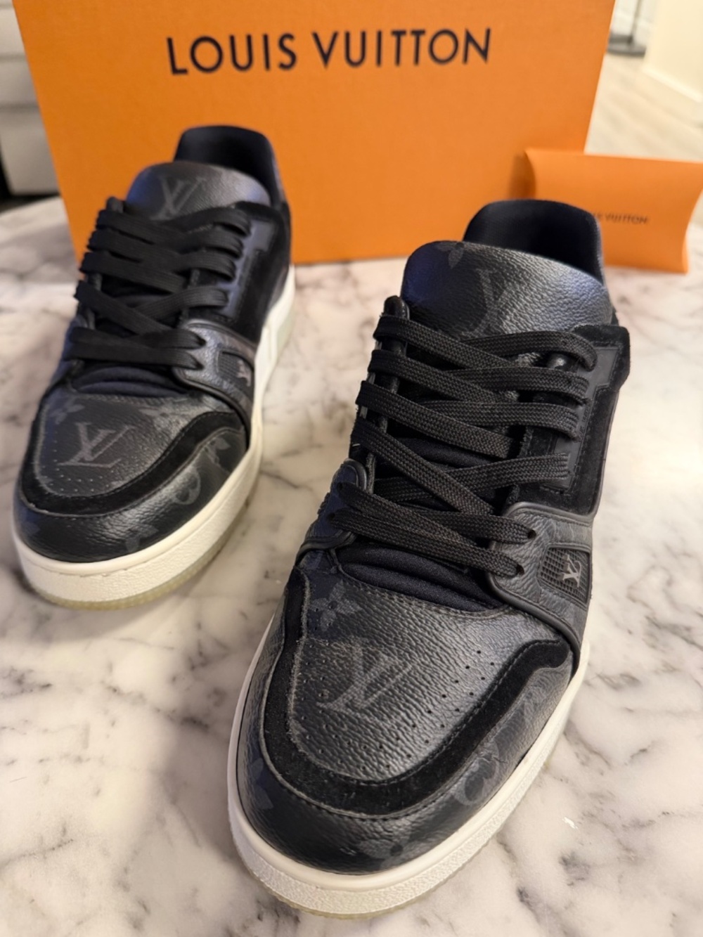 Louis Vuitton Trainer Sneakers - Picture 2 of 11